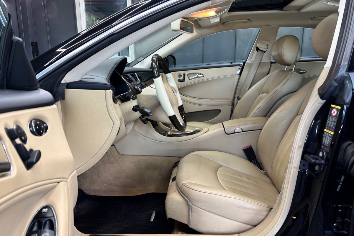 Ponuka vozidiel / Mercedes-Benz CLS Kupé 320 CDI - video
