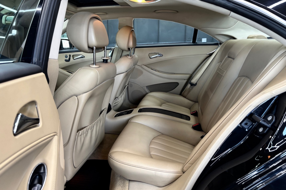 Ponuka vozidiel / Mercedes-Benz CLS Kupé 320 CDI - video
