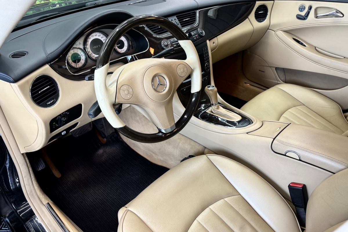 Ponuka vozidiel / Mercedes-Benz CLS Kupé 320 CDI - video