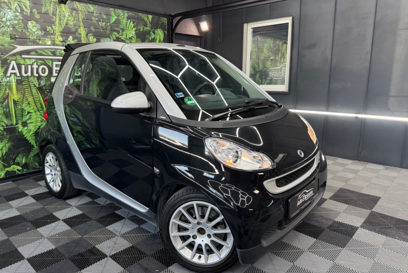  Ponuka vozidiel / Smart Fortwo cabrio passion 84k - video