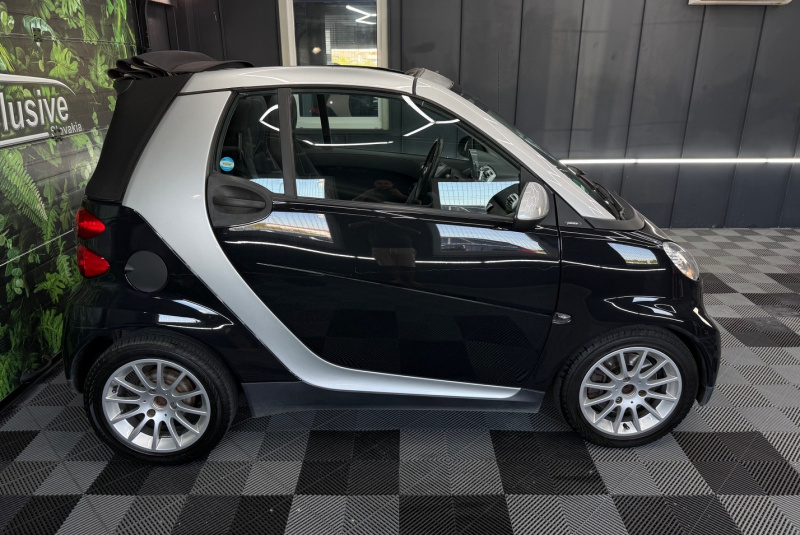  Ponuka vozidiel / Smart Fortwo cabrio passion 84k - video