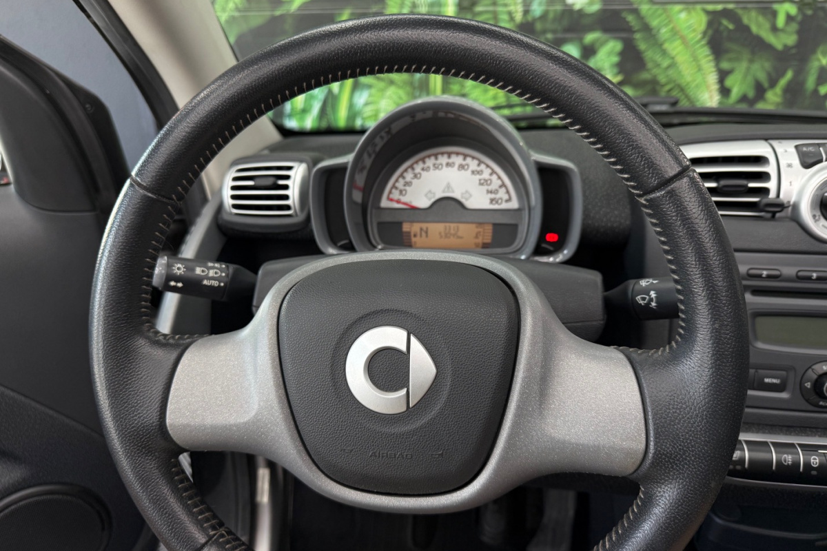 Ponuka vozidiel / Smart Fortwo cabrio passion 84k - video