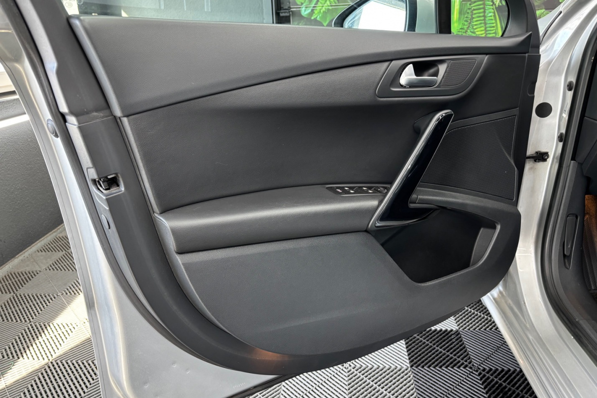 Ponuka vozidiel / Peugeot 508 SW 2.0 HDi FAP 163k BVM6 Allure - video