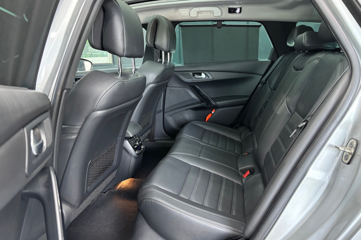 Ponuka vozidiel / Peugeot 508 SW 2.0 HDi FAP 163k BVM6 Allure - video