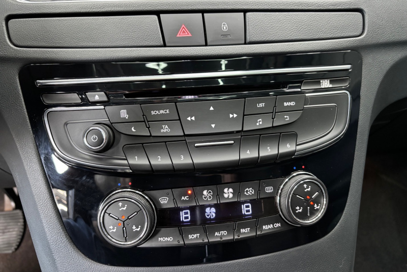  Ponuka vozidiel / Peugeot 508 SW 2.0 HDi FAP 163k BVM6 Allure - video