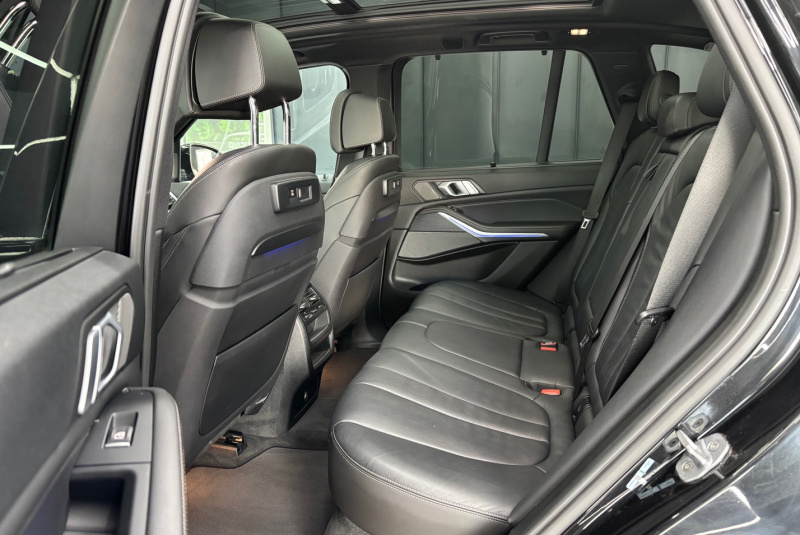  Ponuka vozidiel / BMW X5 xDrive30d M-PACKET - video