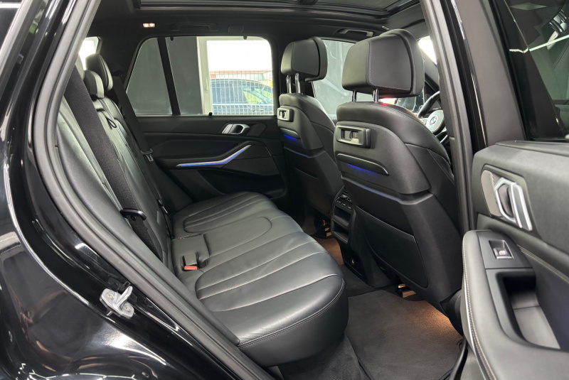  Ponuka vozidiel / BMW X5 xDrive30d M-PACKET - video
