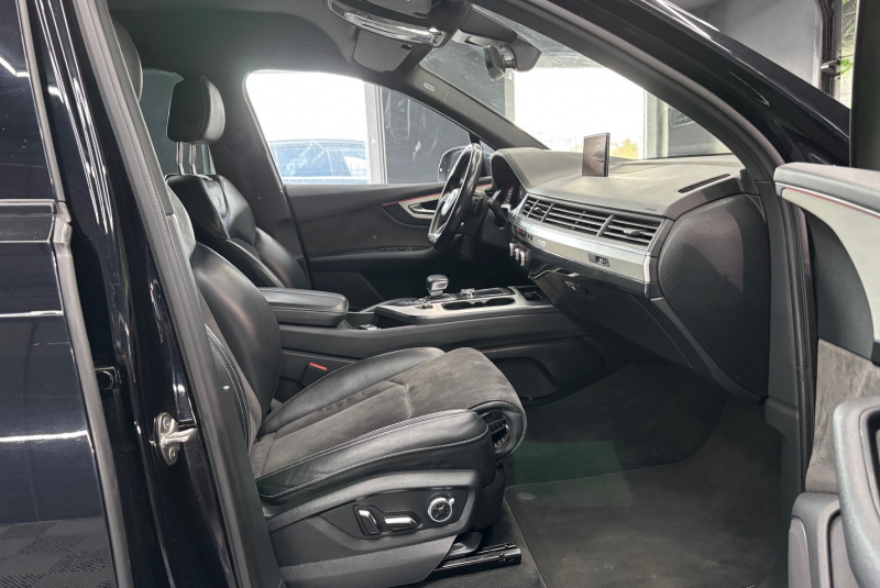  Ponuka vozidiel / Audi SQ7 4.0 TDI V8 QUATTRO - video