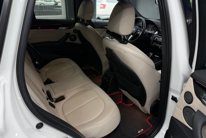  Ponuka vozidiel / BMW X1 xDrive 20d A/T - video