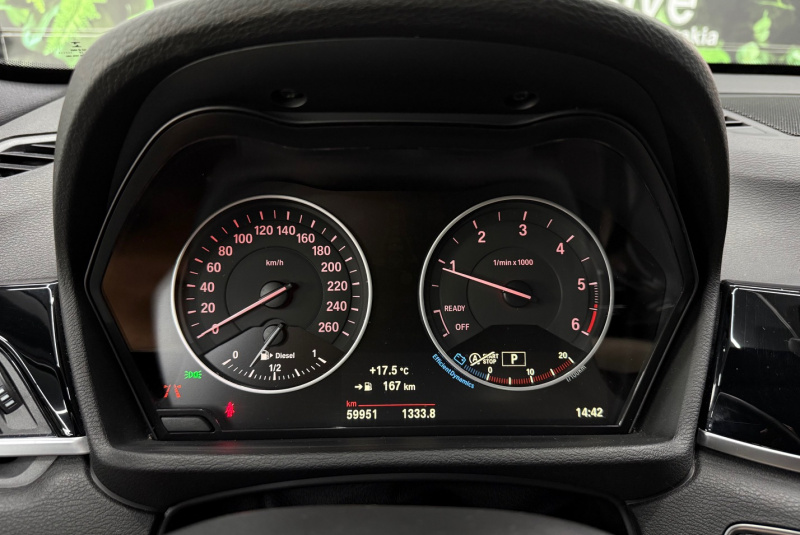  Ponuka vozidiel / BMW X1 xDrive 20d A/T - video