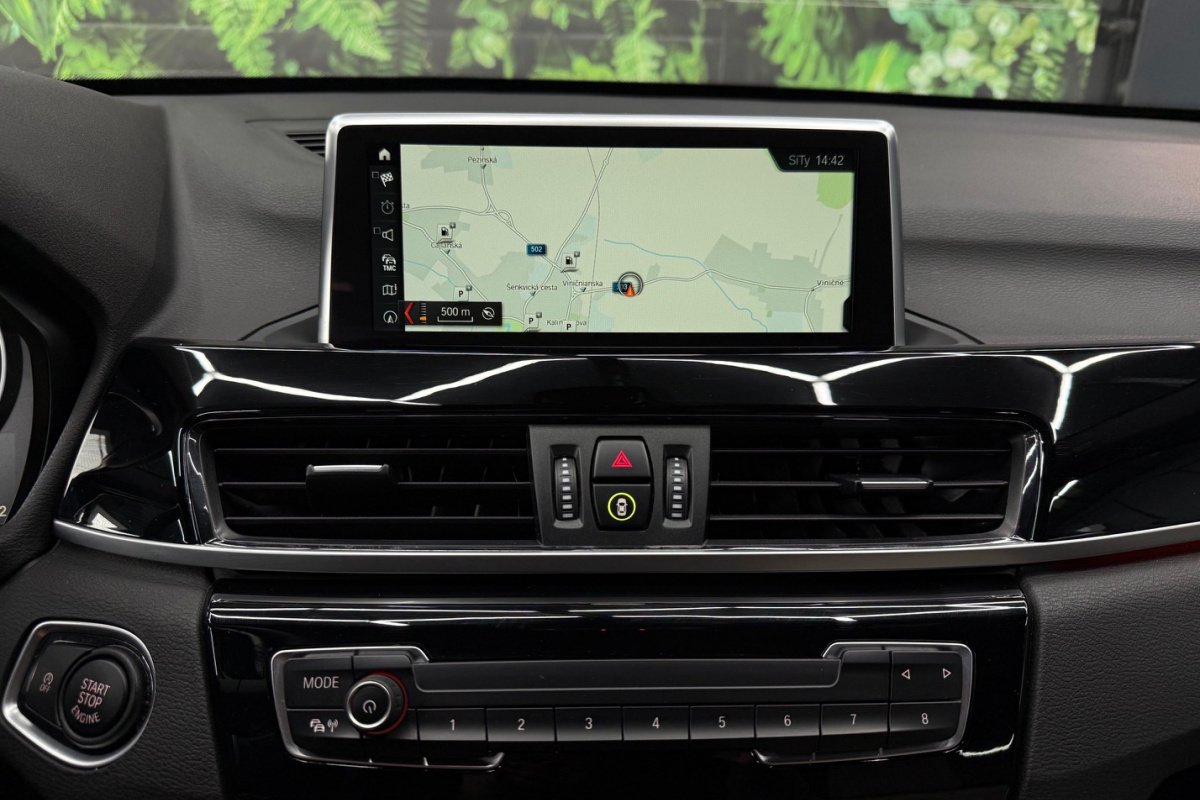 Ponuka vozidiel / BMW X1 xDrive 20d A/T - video