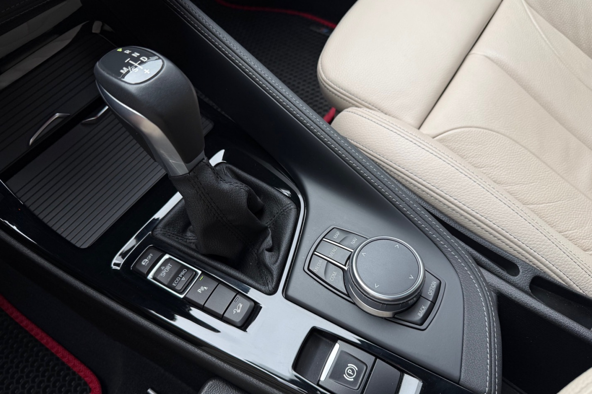 Ponuka vozidiel / BMW X1 xDrive 20d A/T - video