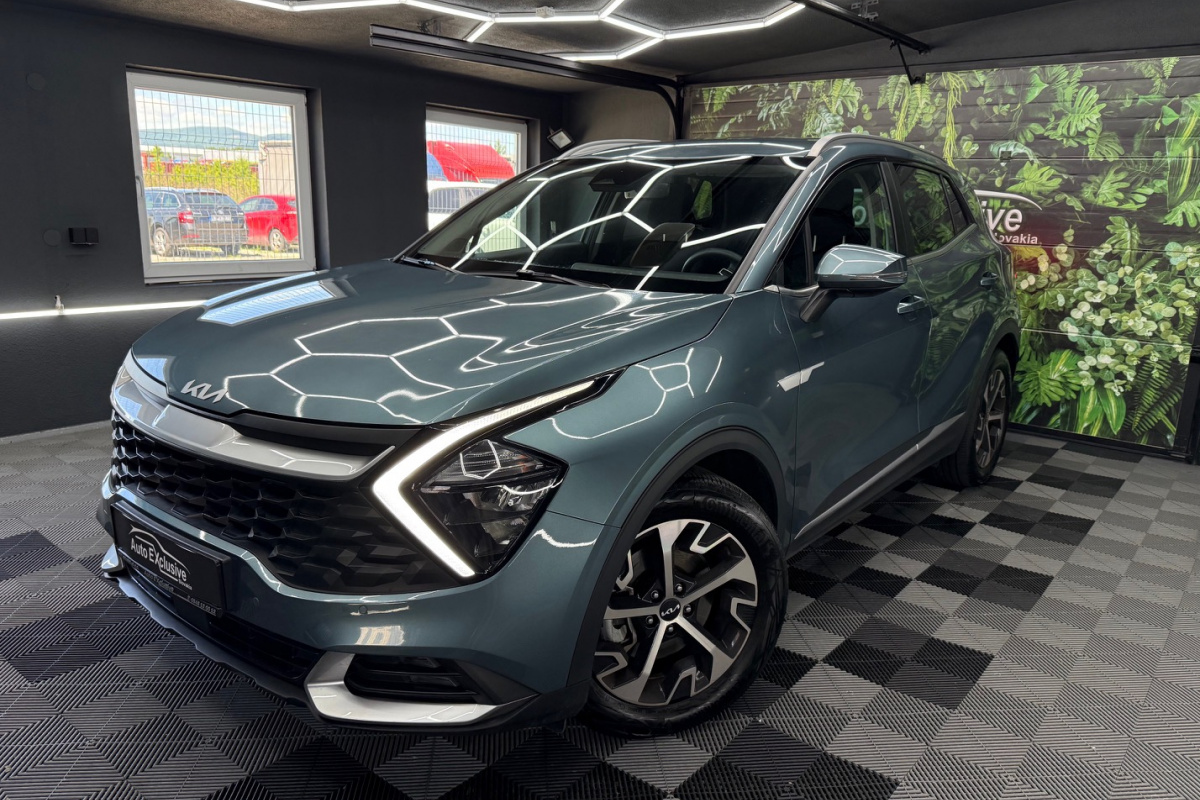 Ponuka vozidiel / Kia Sportage 1.6 CRDi mHEV Platinum A/T - video