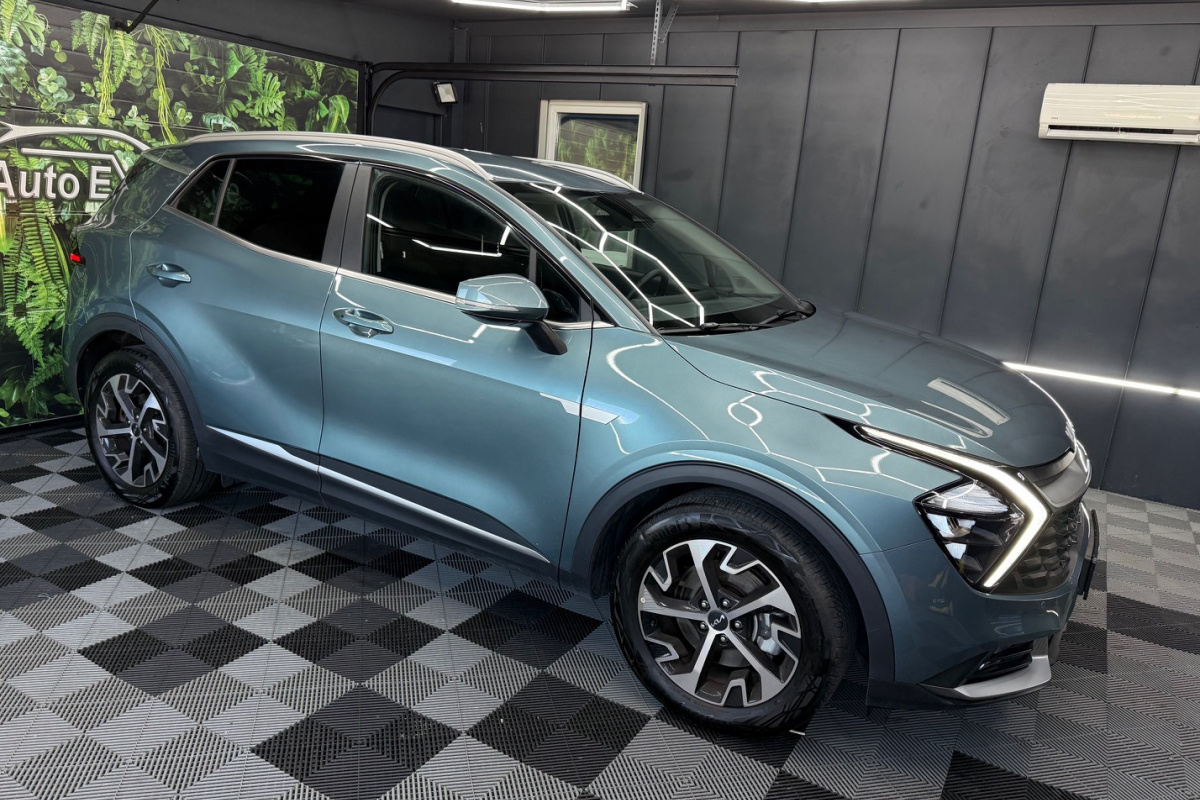 Ponuka vozidiel / Kia Sportage 1.6 CRDi mHEV Platinum A/T - video