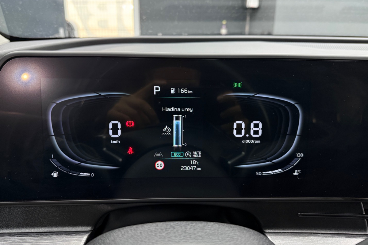 Ponuka vozidiel / Kia Sportage 1.6 CRDi mHEV Platinum A/T - video