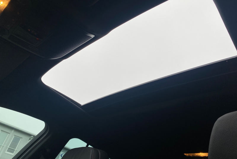  Ponuka vozidiel / BMW X6 M50d M-Performance xDrive - video