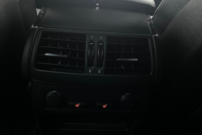 Ponuka vozidiel / BMW X6 M50d M-Performance xDrive - video