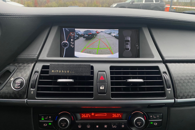  Ponuka vozidiel / BMW X6 M50d M-Performance xDrive - video