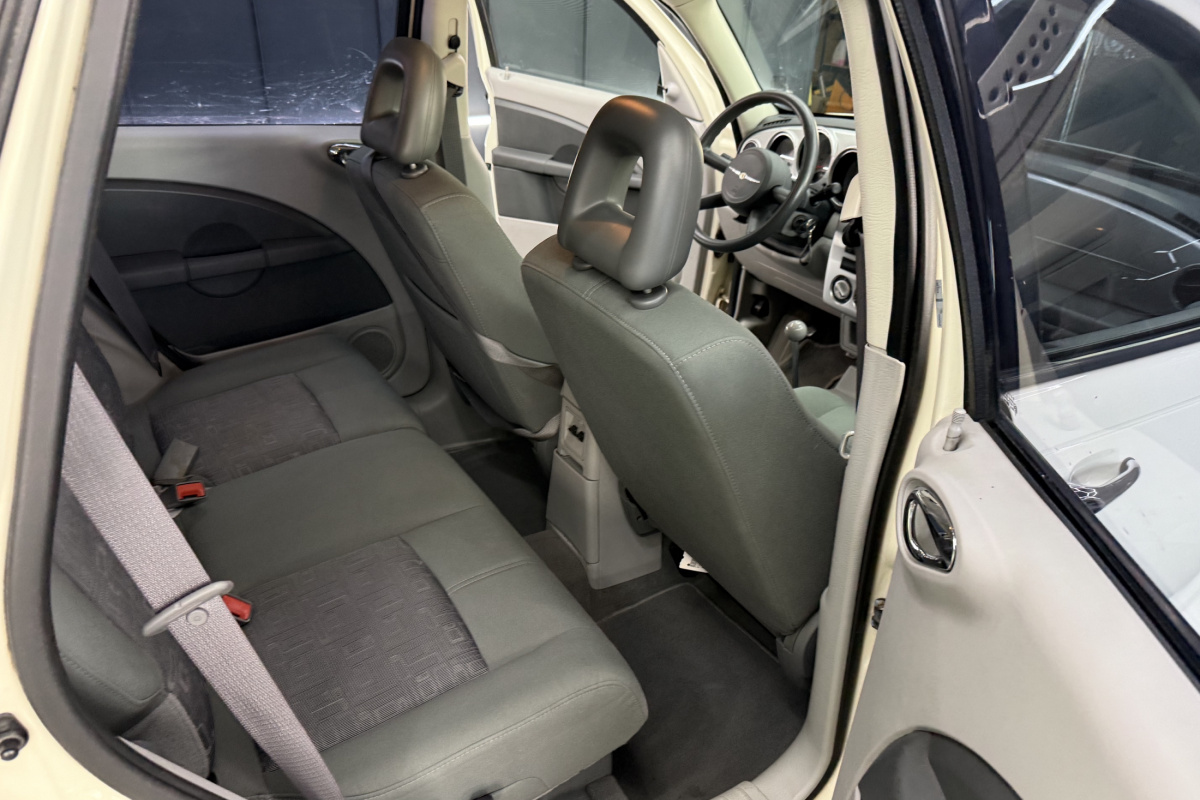 Ponuka vozidiel / Chrysler PT Cruiser 2.5 - video Ponuka vozidiel / Chrysler PT Cruiser 2.5 - video