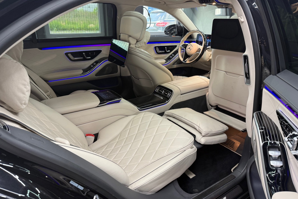 Ponuka vozidiel / Mercedes-Benz S trieda Sedan 580 Long MANSORY 4Matic A/T - video