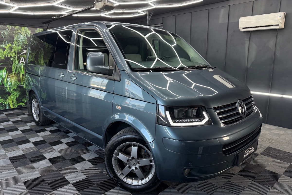 Ponuka vozidiel / Volkswagen Multivan 2.5 TDi - video