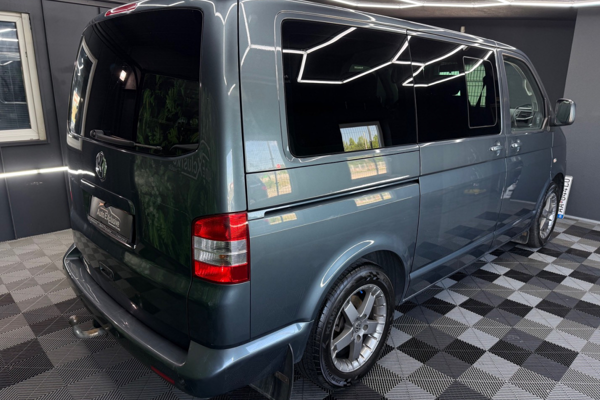 Ponuka vozidiel / Volkswagen Multivan 2.5 TDi - video