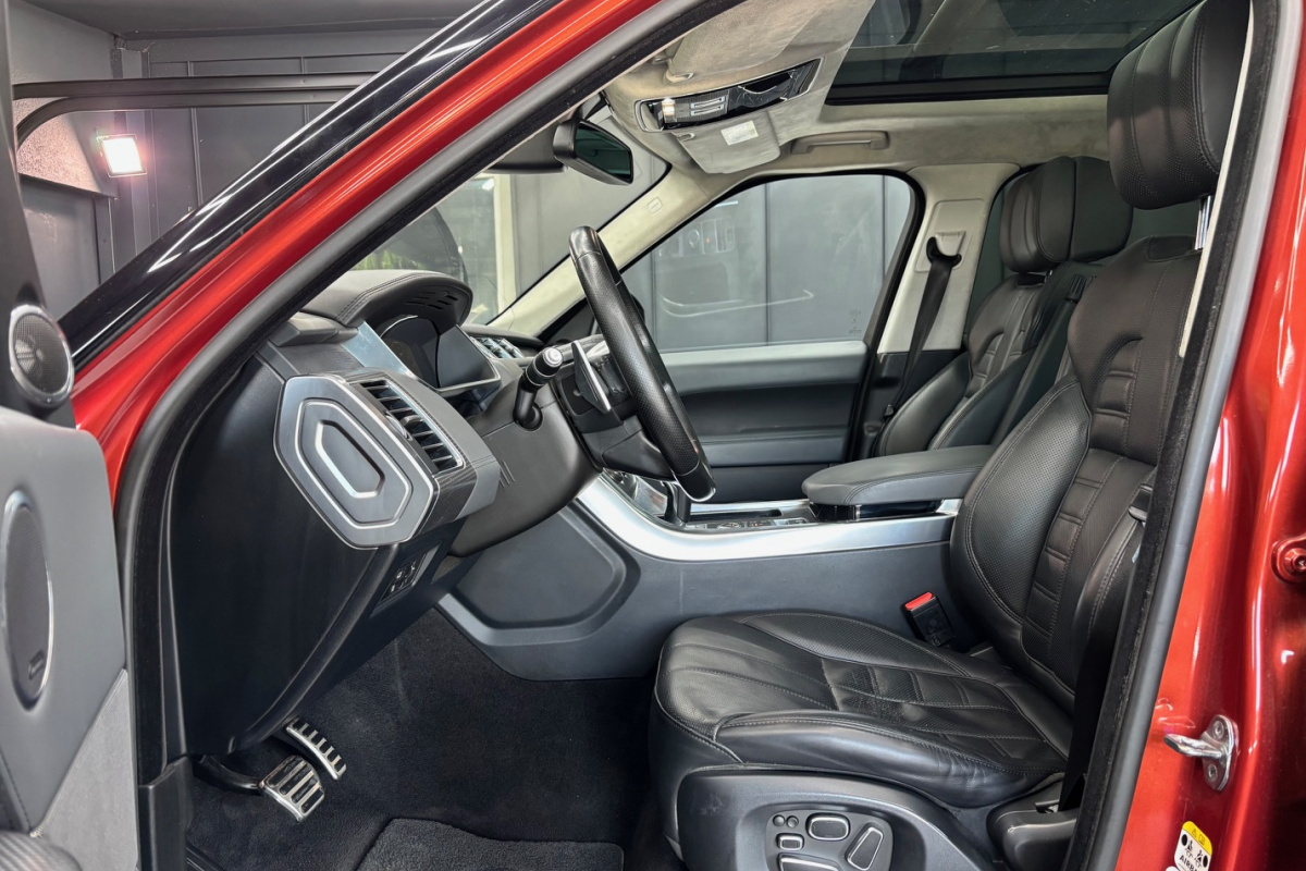 Ponuka vozidiel / Land Rover Range Rover Sport 3.0 SDV6 AUTOBIOGRAPHY DYNAMIC 7-MIESTNE - video