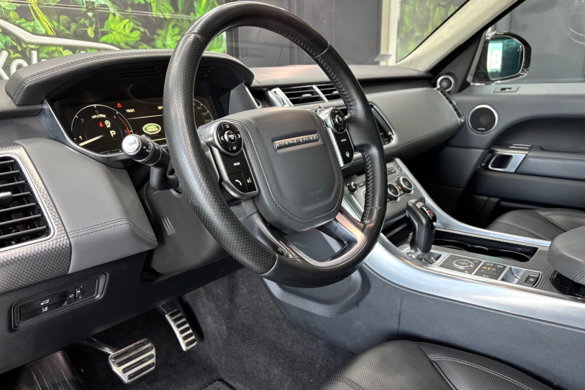 Ponuka vozidiel / Land Rover Range Rover Sport 3.0 SDV6 AUTOBIOGRAPHY DYNAMIC 7-MIESTNE - video
