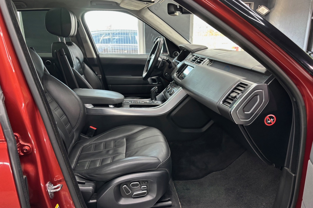 Ponuka vozidiel / Land Rover Range Rover Sport 3.0 SDV6 AUTOBIOGRAPHY DYNAMIC 7-MIESTNE - video