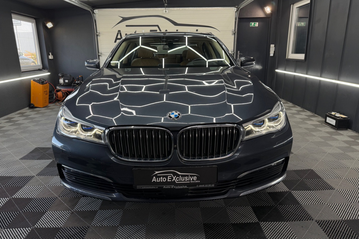 Ponuka vozidiel / BMW Rad 7 730d xDrive A/T - video