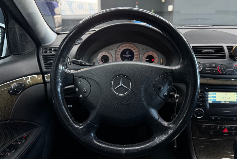  Ponuka vozidiel / Mercedes-Benz E trieda Kombi 280 CDI Avantgarde A/T 4-matic - video