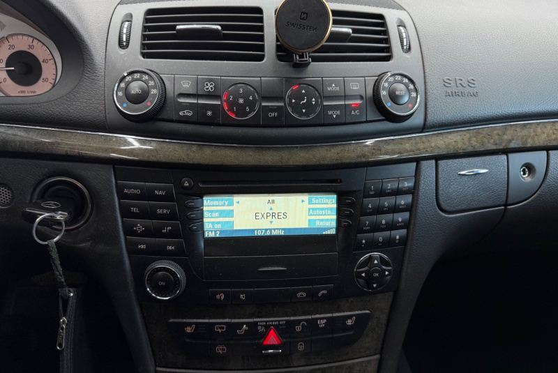  Ponuka vozidiel / Mercedes-Benz E trieda Kombi 280 CDI Avantgarde A/T 4-matic - video