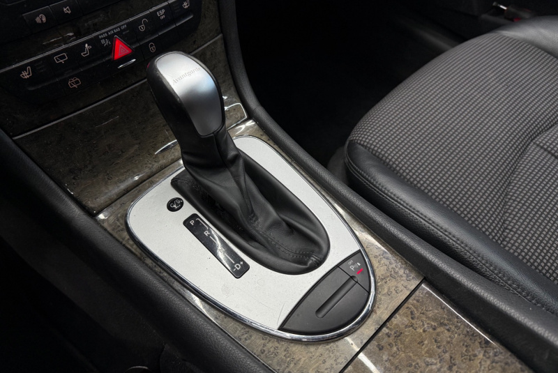  Ponuka vozidiel / Mercedes-Benz E trieda Kombi 280 CDI Avantgarde A/T 4-matic - video