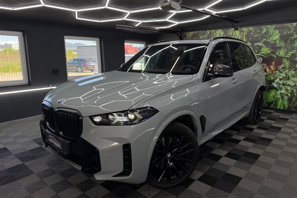 Ponuka vozidiel / BMW X5 xDrive 40d mHEV A/T - video
