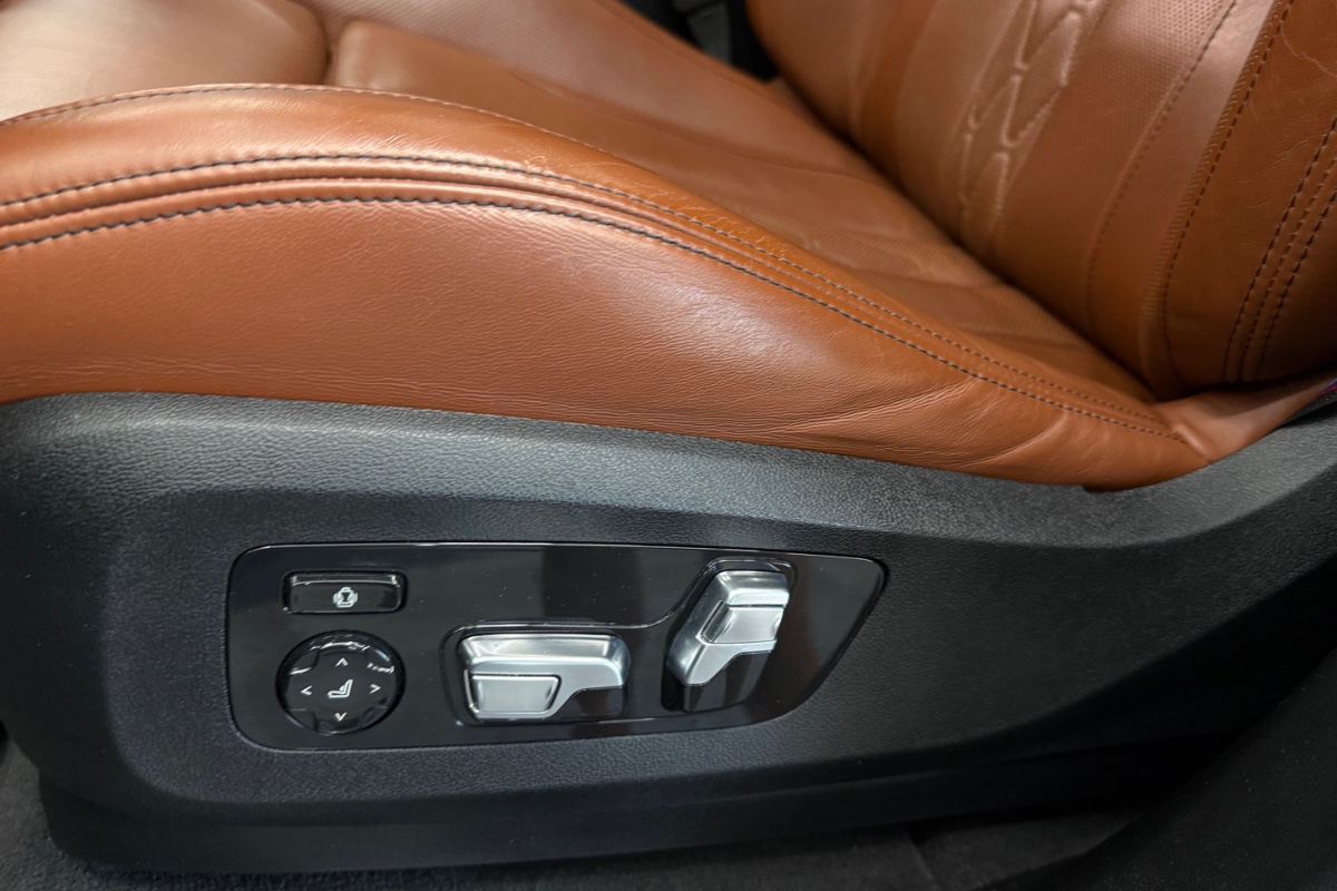Ponuka vozidiel / BMW X5 xDrive 40d mHEV A/T - video