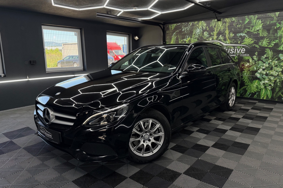 Ponuka vozidiel / Mercedes-Benz C trieda Kombi 220 BlueTEC A/T - video