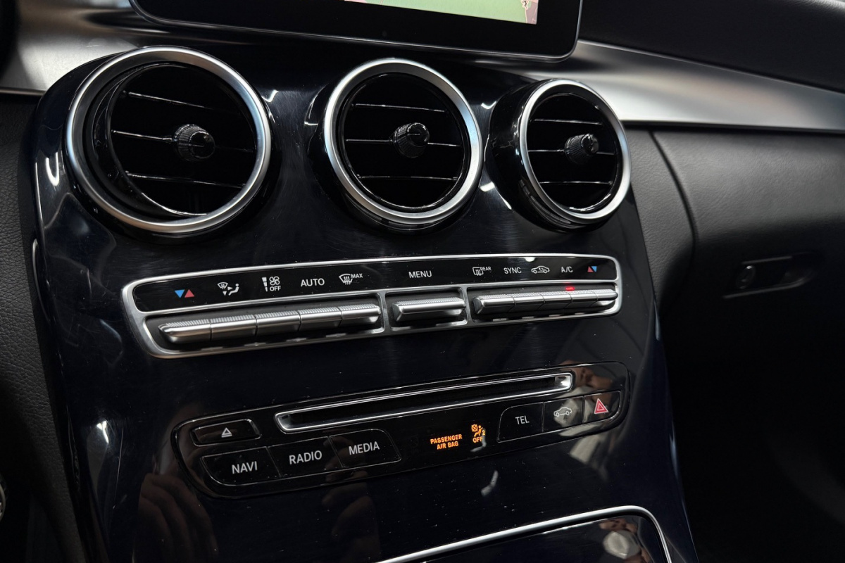 Ponuka vozidiel / Mercedes-Benz C trieda Kombi 220 BlueTEC A/T - video