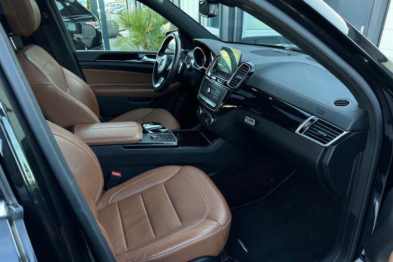 Ponuka vozidiel / Mercedes-Benz GLS 350 d 4MATIC - video Ponuka vozidiel / Mercedes-Benz GLS 350 d 4MATIC - video