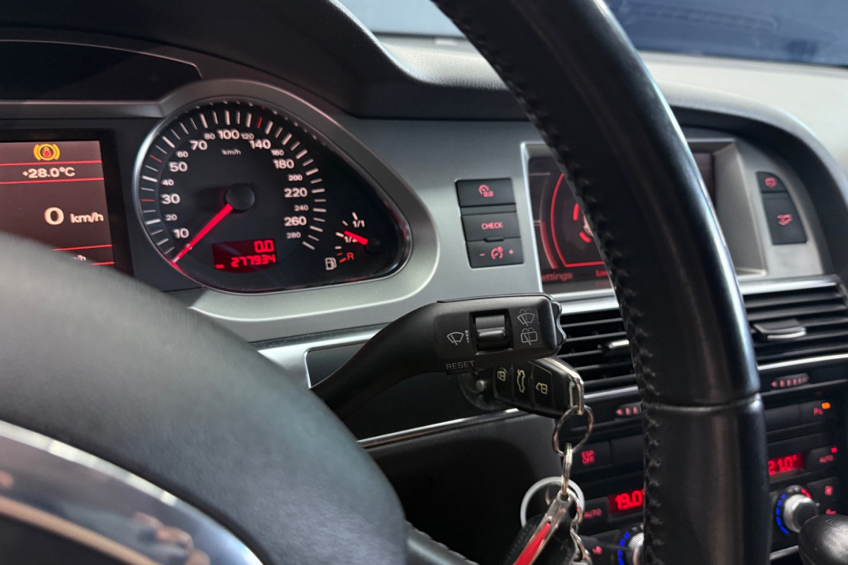 Ponuka vozidiel / Audi A6 Allroad 3.2 FSI quattro tiptronic - video