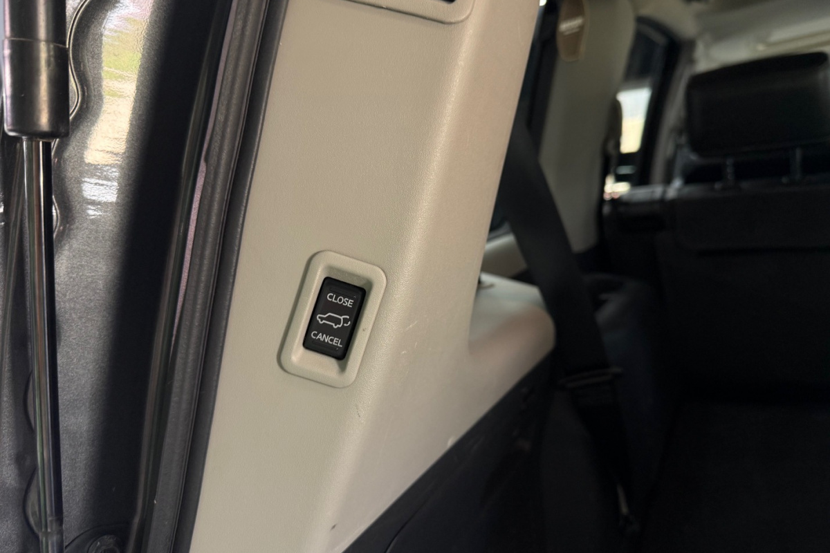 Ponuka vozidiel / Nissan ARMADA PLATINUM 5.6 V8 - video