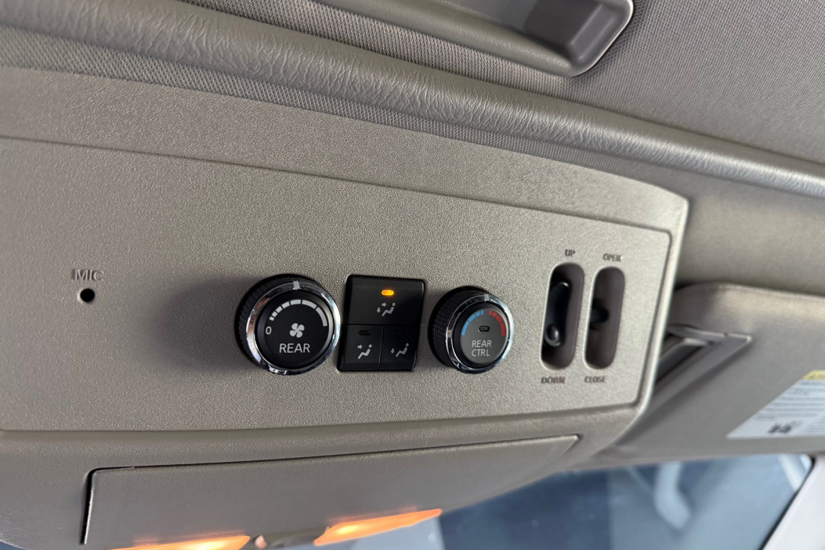 Ponuka vozidiel / Nissan ARMADA PLATINUM 5.6 V8 - video