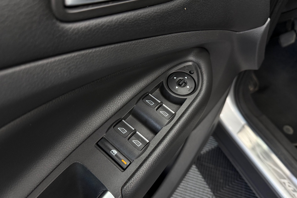 Ponuka vozidiel / Ford Kuga 2.0 TDCi Duratorq Business A/T AWD - video