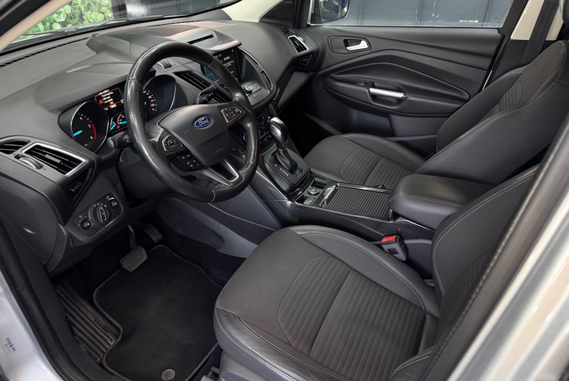  Ponuka vozidiel / Ford Kuga 2.0 TDCi Duratorq Business A/T AWD - video