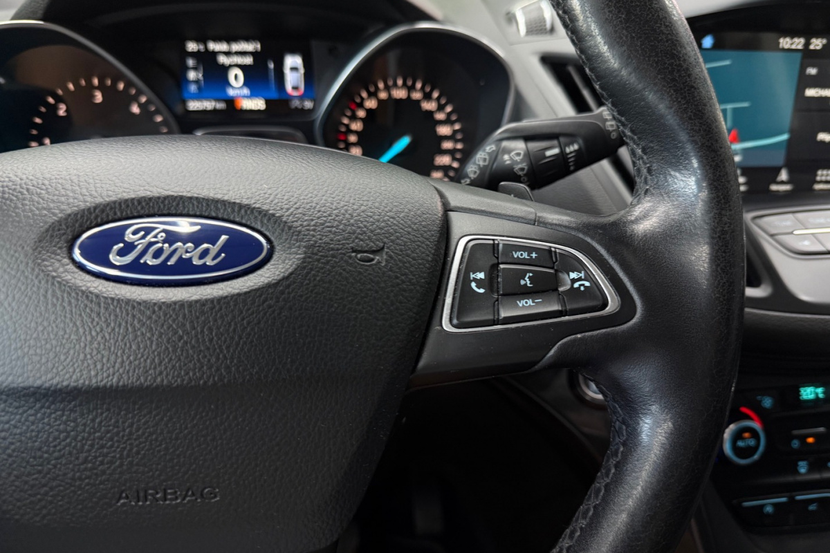 Ponuka vozidiel / Ford Kuga 2.0 TDCi Duratorq Business A/T AWD - video