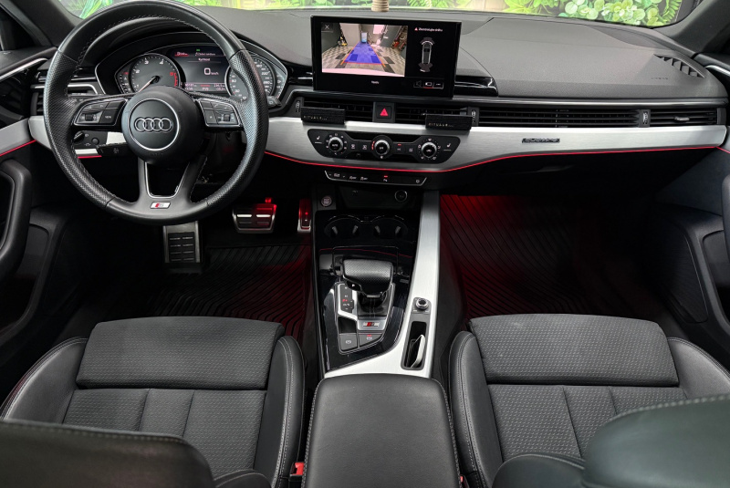  Ponuka vozidiel / Audi S4/S4 Avant 3.0 TDi Quattro - video