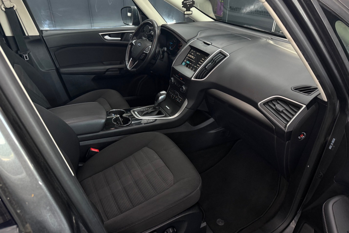 Ponuka vozidiel / Ford Galaxy 2.0 TDCi Duratorq 150 Trend A/T - video