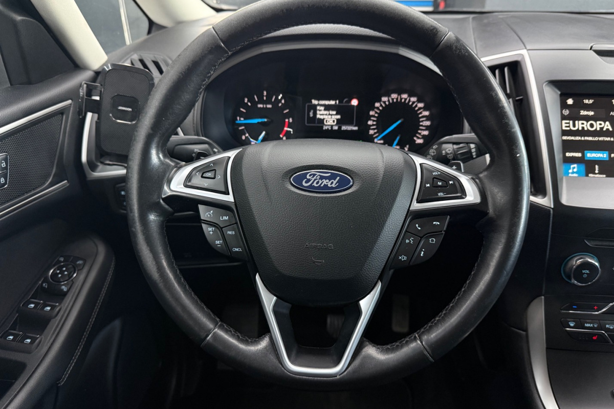 Ponuka vozidiel / Ford Galaxy 2.0 TDCi Duratorq 150 Trend A/T - video