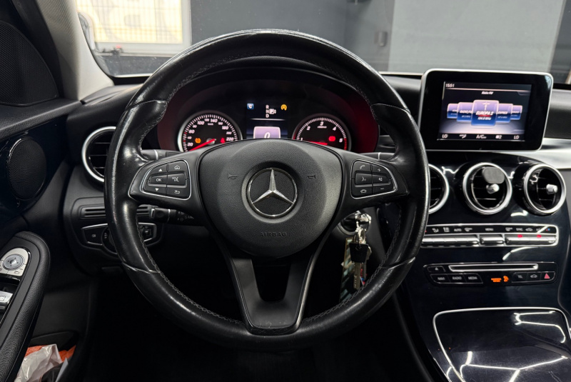  Ponuka vozidiel / Mercedes-Benz C trieda Sedan 180 d A/T - video