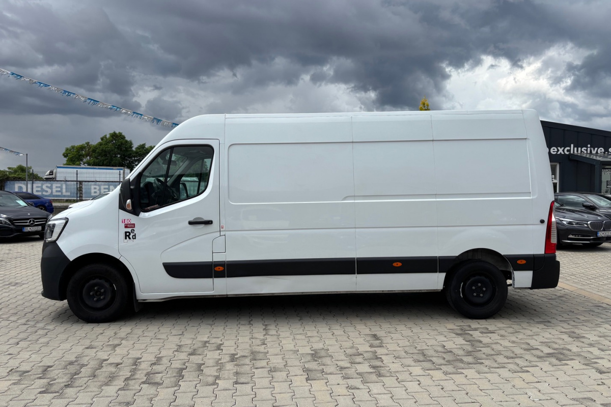 Ponuka vozidiel / Renault Master 2.3 dCi L3H2 132kW - video Ponuka vozidiel / Renault Master 2.3 dCi L3H2 132kW - video