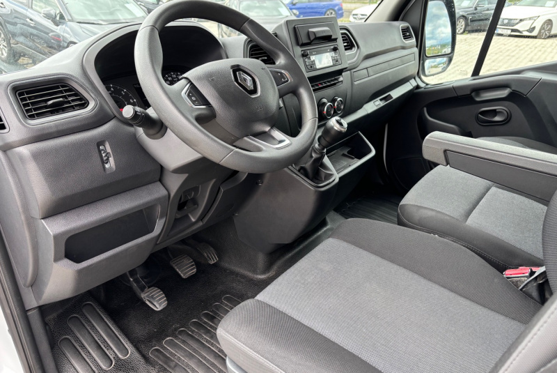Ponuka vozidiel / Renault Master 2.3 dCi L3H2 132kW - video Ponuka vozidiel / Renault Master 2.3 dCi L3H2 132kW - video
